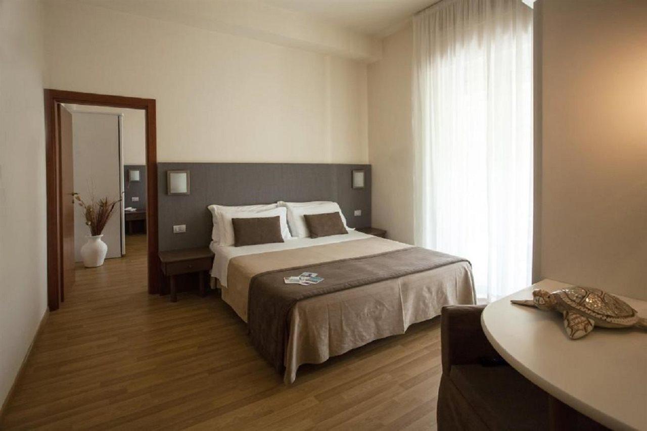 Hotel Miramare Gabicce Mare Exterior photo