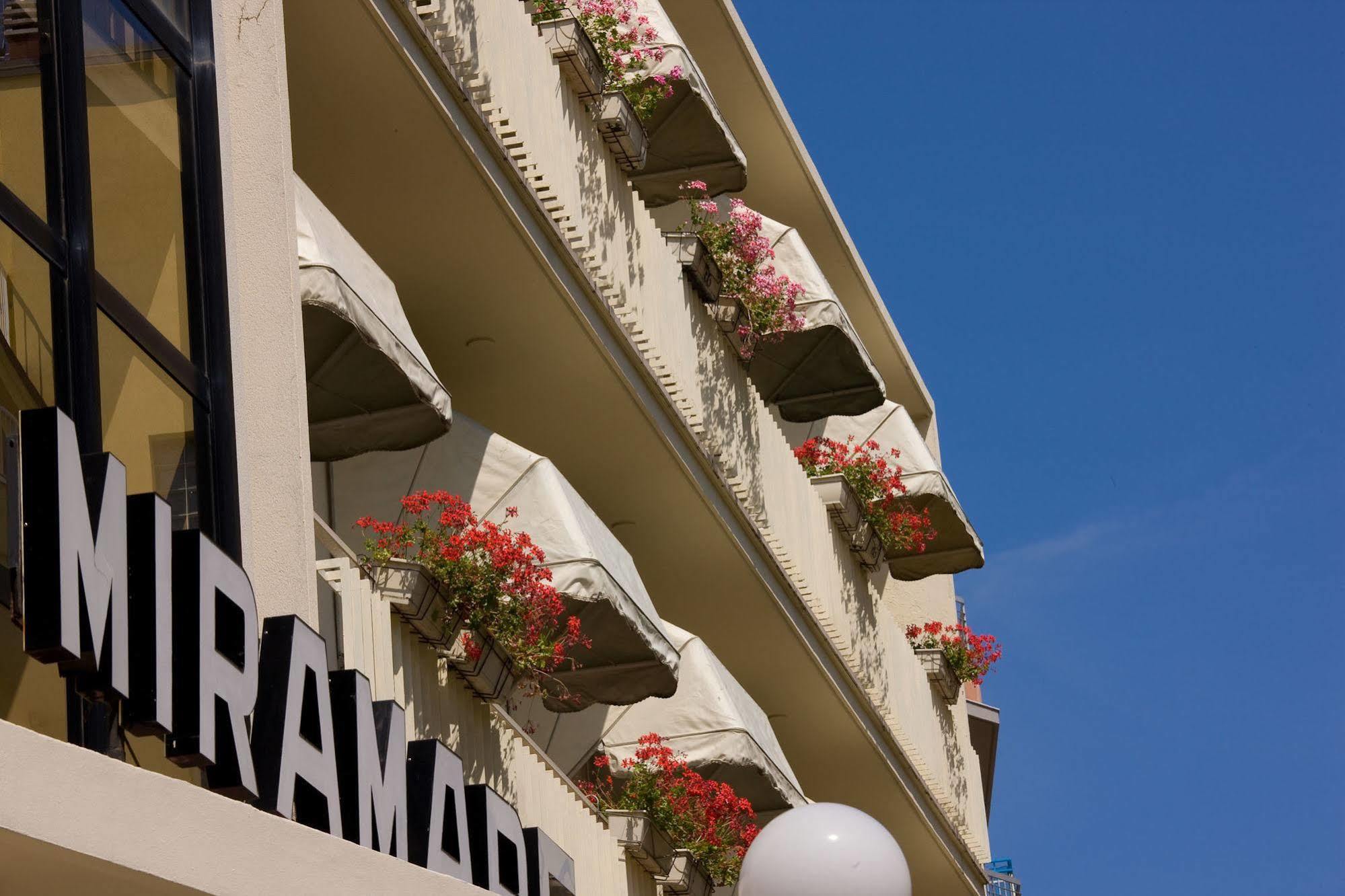 Hotel Miramare Gabicce Mare Exterior photo
