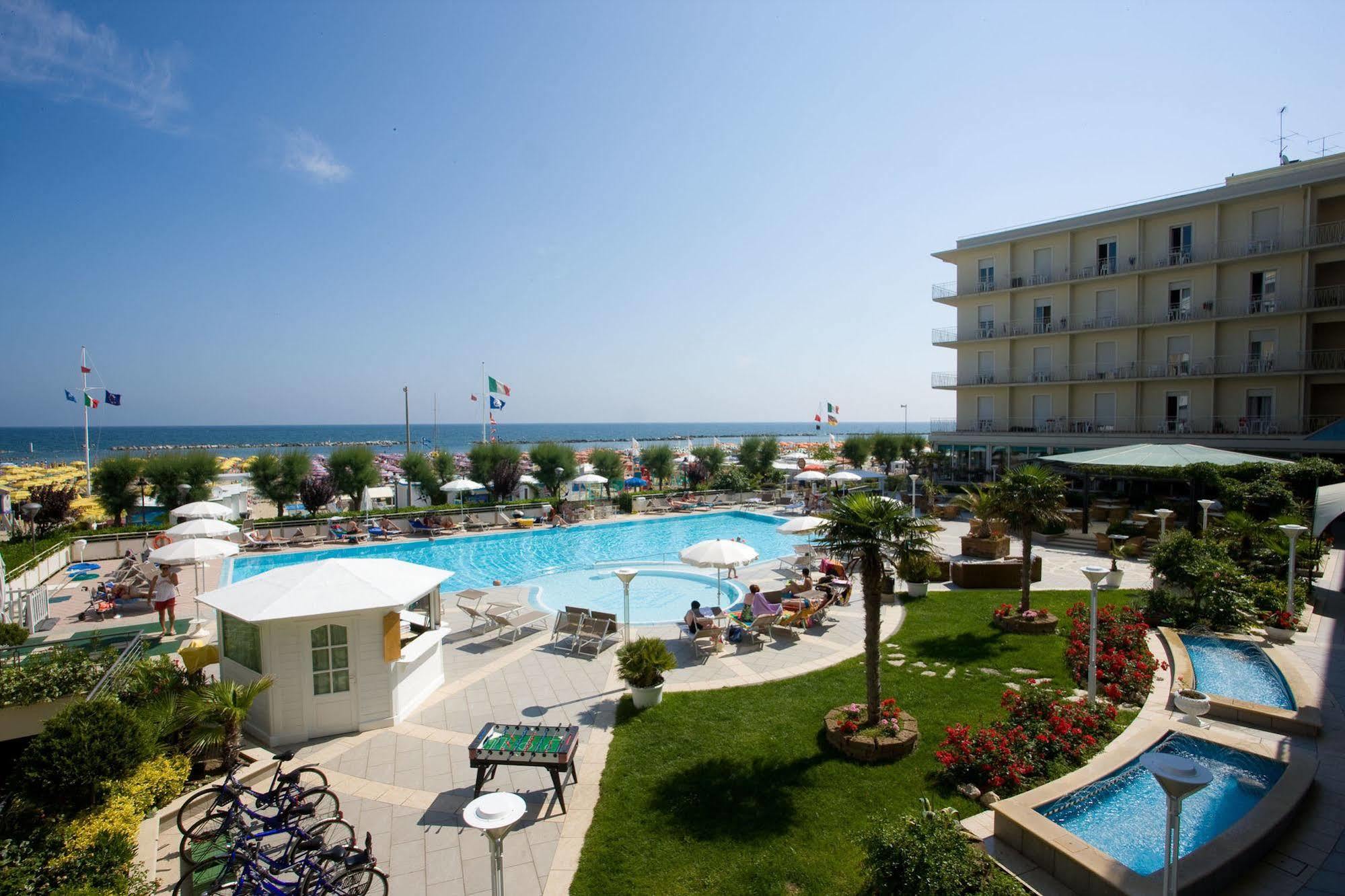 Hotel Miramare Gabicce Mare Exterior photo