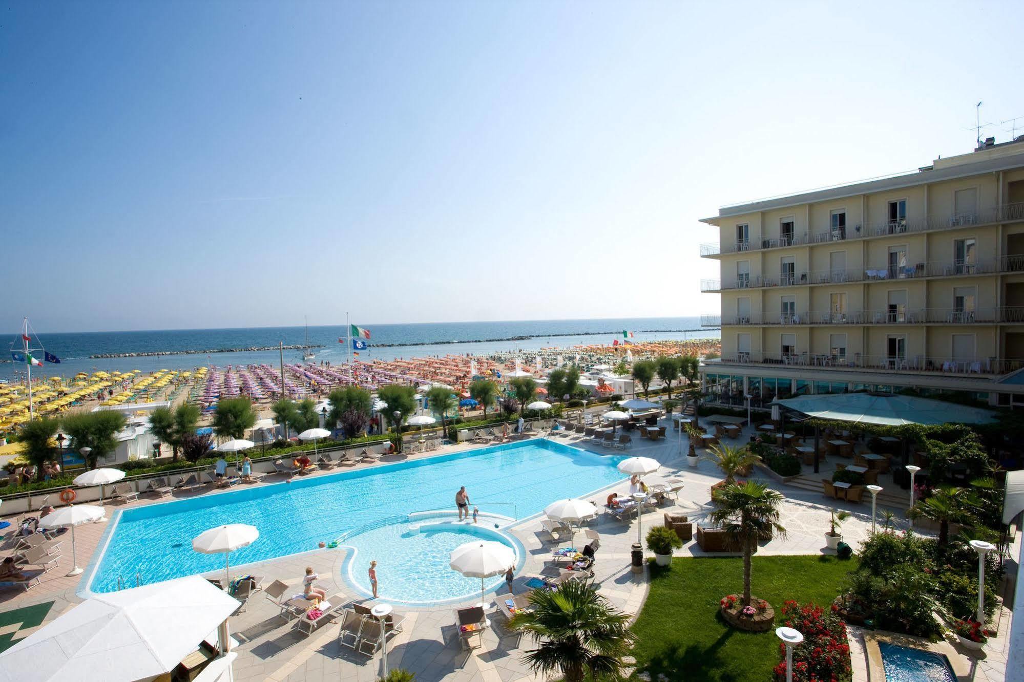 Hotel Miramare Gabicce Mare Exterior photo